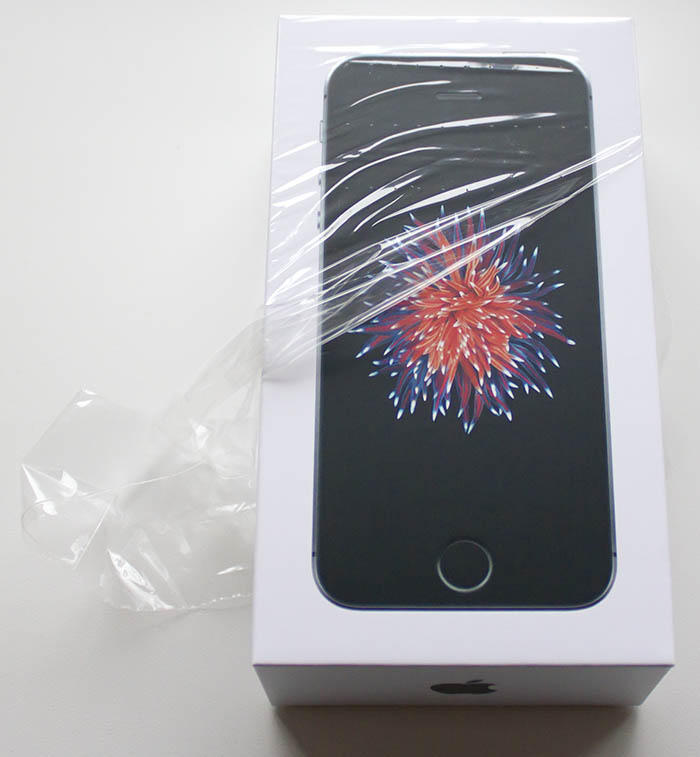 Apple iPhone SE