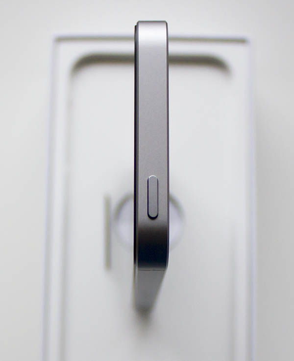 Apple iPhone SE