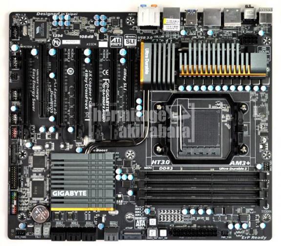 Gigabyte GA-990FXA-UD7