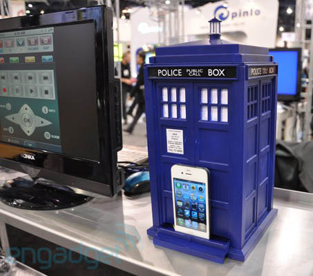 Speakal Doctor Who TARDIS